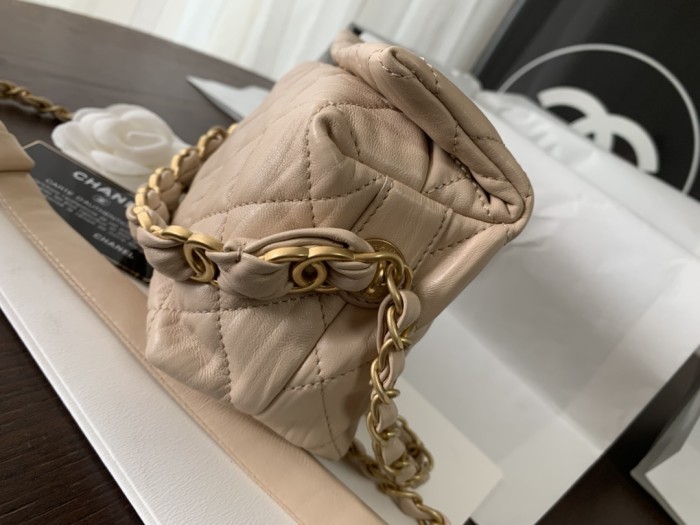 Handbag  Chanel 2479 size 19cmx13cmx7 cm