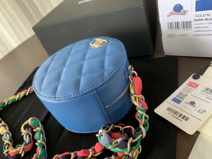  Handbag  Chanel 2055 size 12cmx12cmx4.5 cm