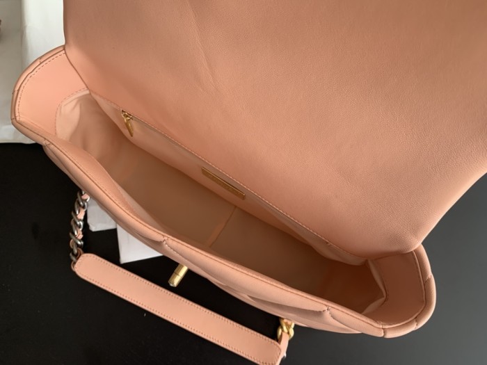  Handbag  Chanel 1160 size 26cmx16cmx9 cm 