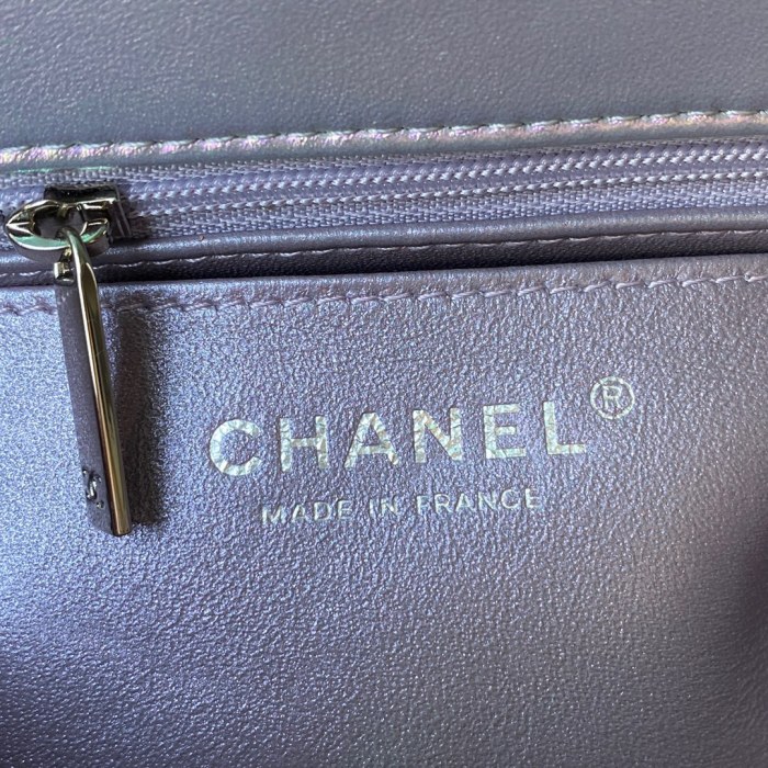  Handbag  Chanel A01115 size 17 cm