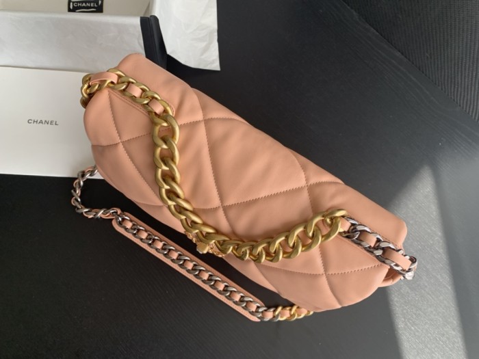  Handbag  Chanel 1160 size 26cmx16cmx9 cm 