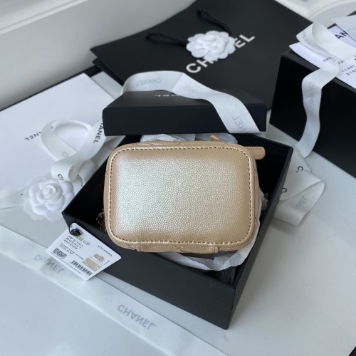  Handbag  Chanel AP2161 size 𝟖.𝟓*𝟏𝟏*𝟕 𝐜𝐦