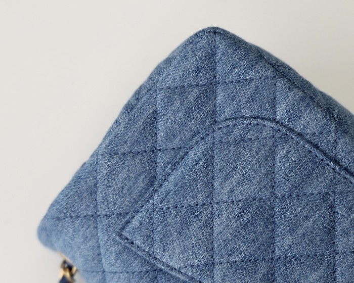  Handbag Chanel  size  20cm 