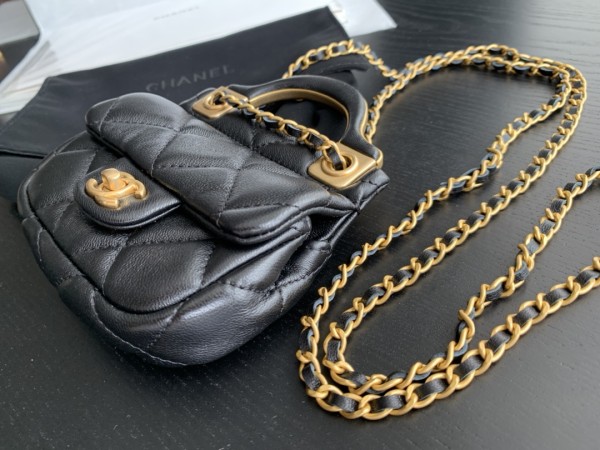  Handbag  Chanel 2271 size 12 cm