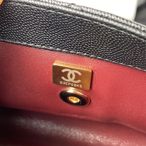  Handbag  Chanel 92990 size 23 cm