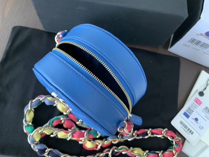  Handbag  Chanel 2055 size 12cmx12cmx4.5 cm