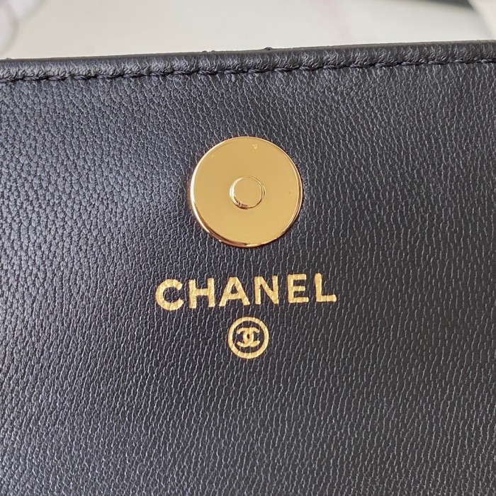  Handbag Chanel AP2549 size 8x10x3.2 cm
