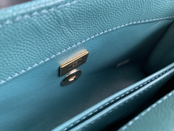  Handbag  Chanel 2215 size 19 cm