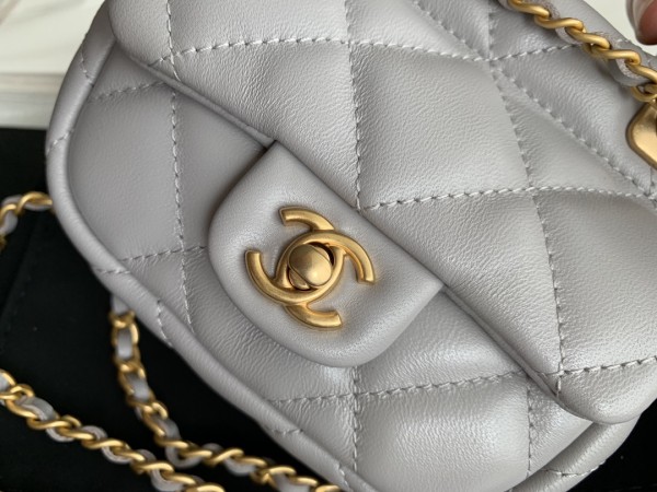  Handbag  Chanel 2271 size 12 cm