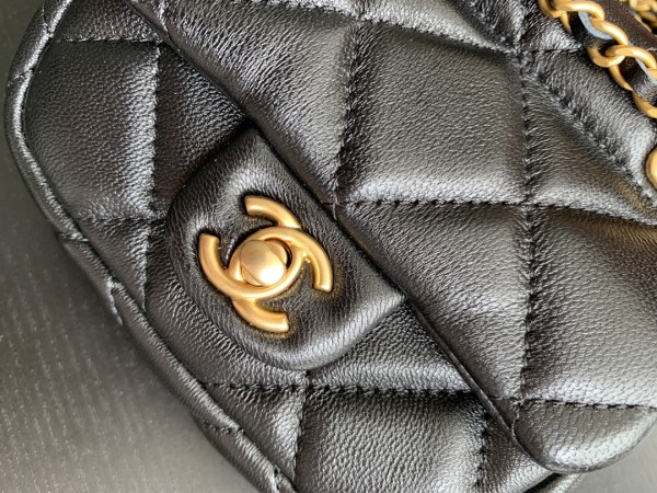 Handbag  Chanel 2271 size 12 cm