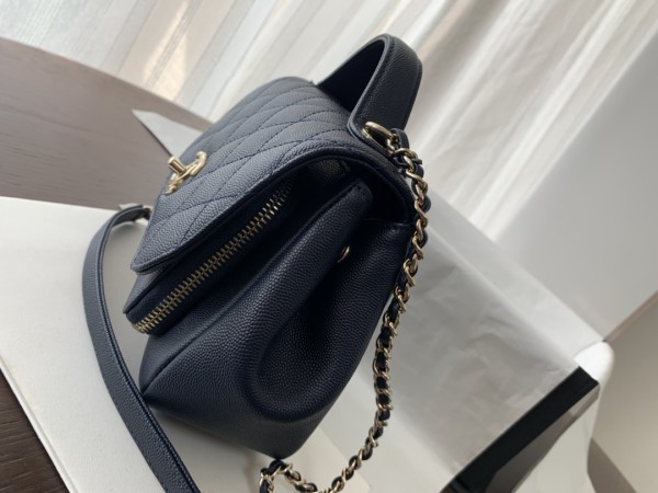  Handbag  Chanel A93067 size 20 cm 