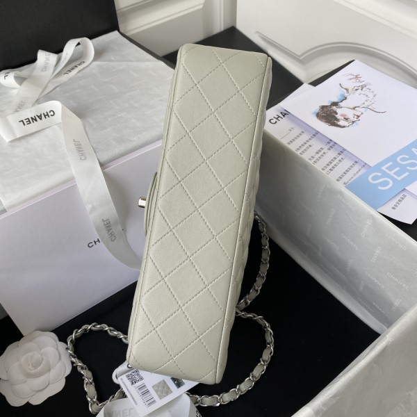  Handbag  Chanel A01112 size 15.5x25.5x6.5 cm