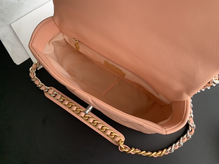  Handbag  Chanel size 30cmx20cmx10cm