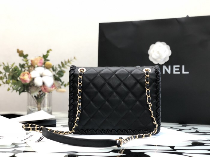  Handbag  Chanel  99119  size 22 cm