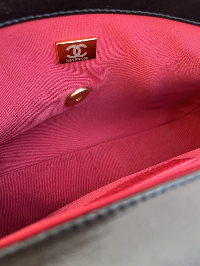  Handbag  Chanel size 23 cm