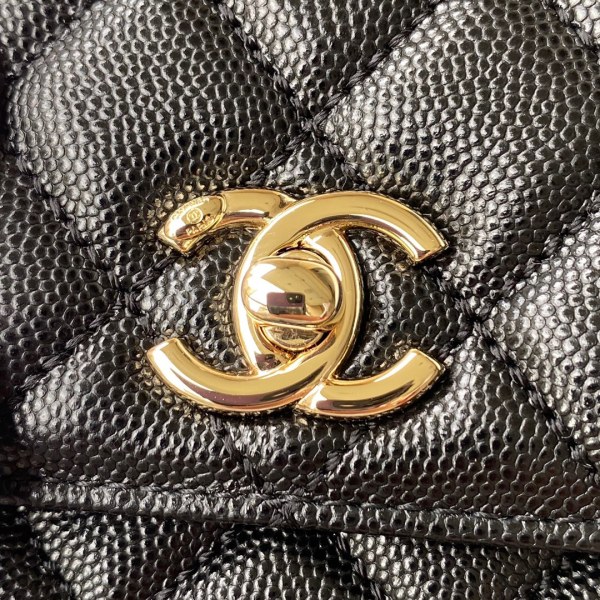  Handbag  Chanel  92990 size 23 cm