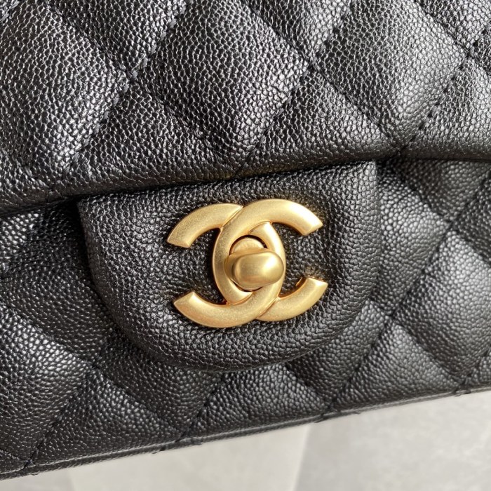  Handbag  Chanel AS2431 size 20x12x6 cm