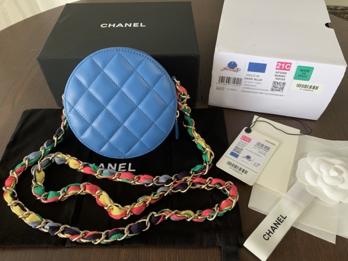  Handbag  Chanel 2055 size 12cmx12cmx4.5 cm