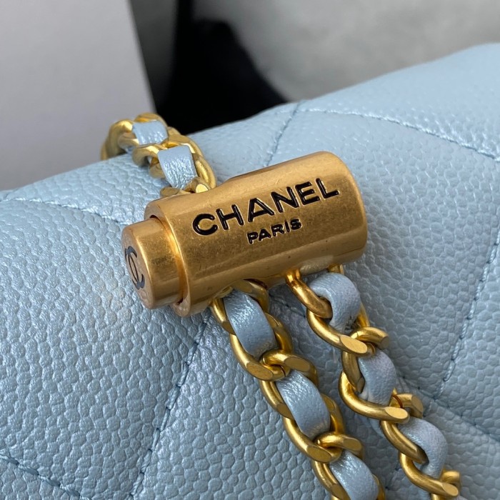  Handbag  Chanel AS2855 size 19x13x6 cm