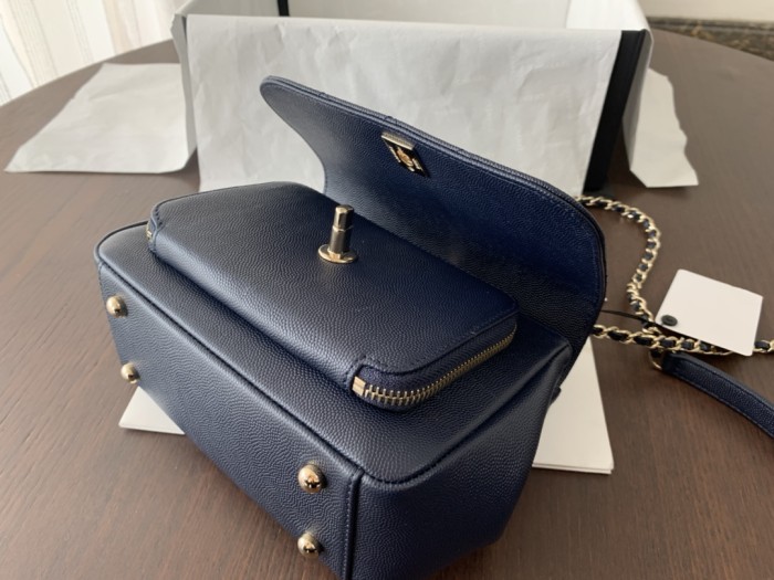  Handbag  Chanel A93067 size 20 cm 