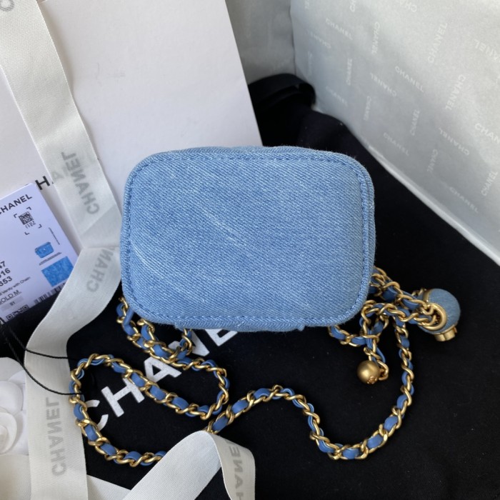  Handbag  Chanel AP1447 size 11*8.5*7 cm