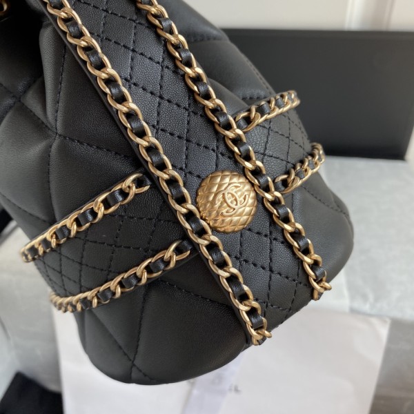Handbag  Chanel AS2252 size 19x22.5x14 cm