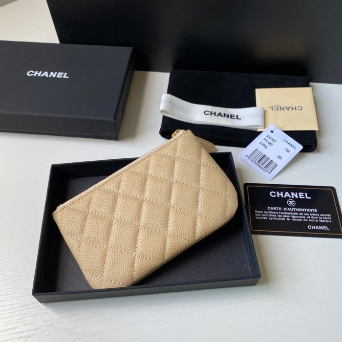  Handbag  Chanel  size 15*8.5 cm