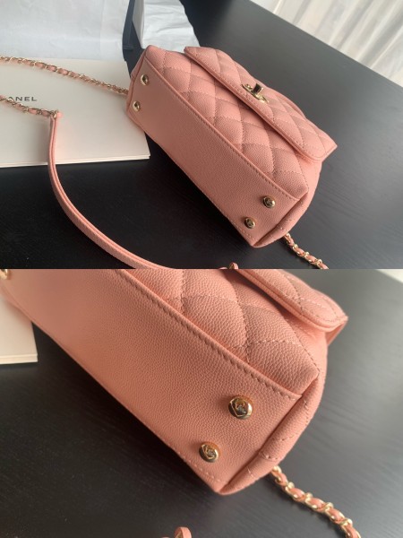  Handbag  Chanel 2215 size 19 cm