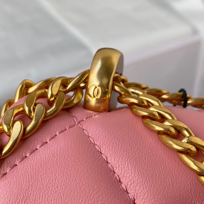  Handbag  Chanel  AS1792 size 19 cm