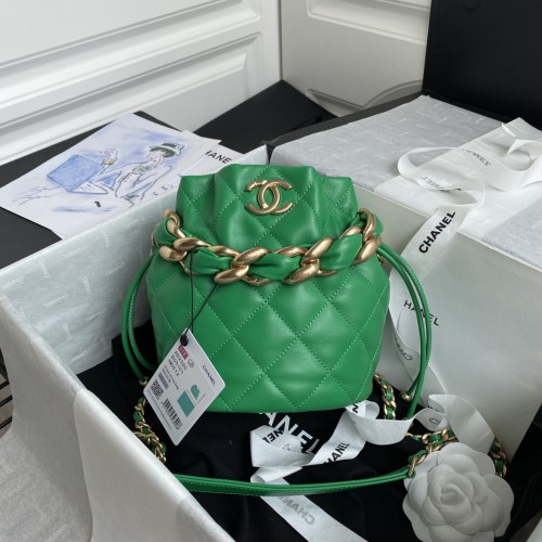  Handbag Chanel AS2390 size 19*16*13 cm