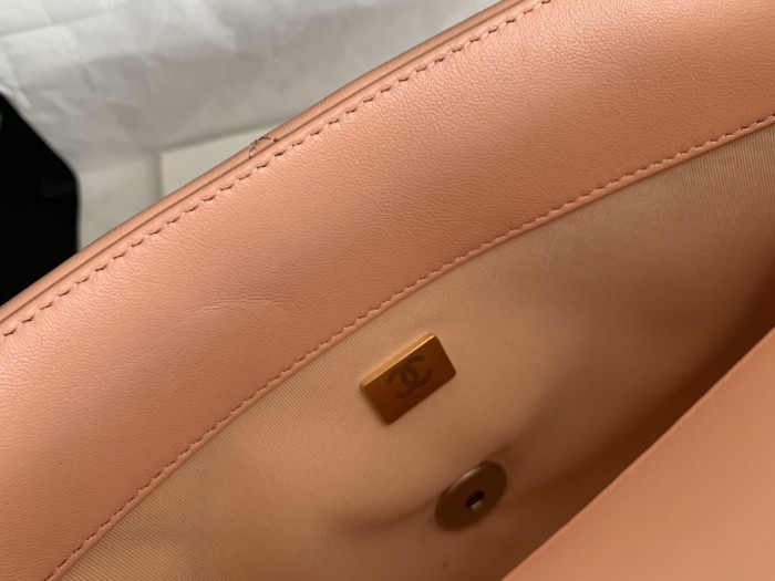  Handbag  Chanel size 26cmx16cmx9cm 