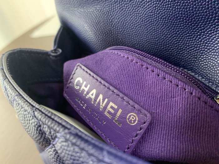  Handbag  Chanel  size  13cmx19cmx9 cm