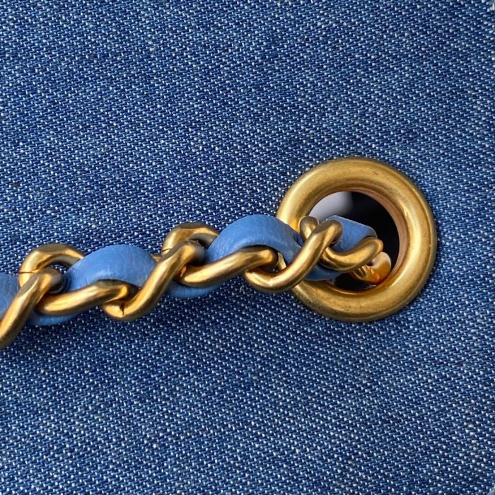  Handbag  Chanel AP1447 size 11*8.5*7 cm