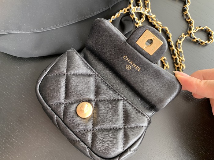  Handbag  Chanel 2271 size 12 cm