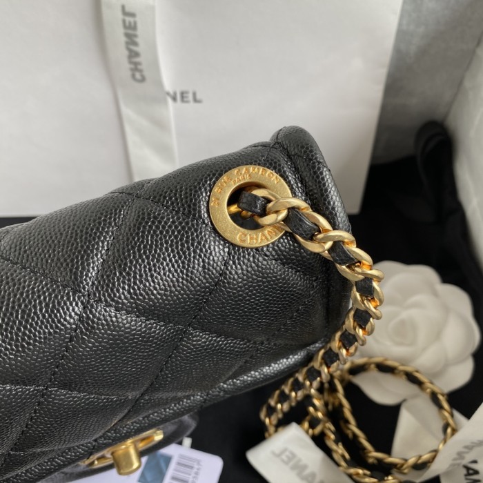  Handbag Chanel AS2356 size 14.5 X 18 X 8  cm