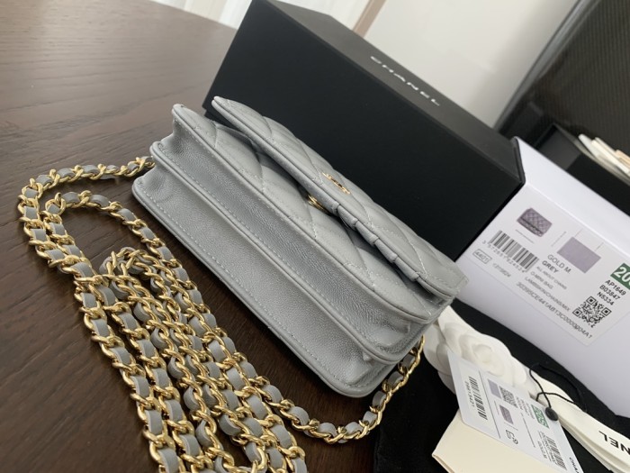 Handbags  Chanel  size 15cmx10cm x3.5 cm