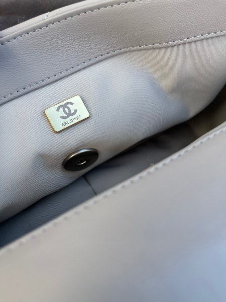  Handbag  Chanel  size 26cm／30 cm