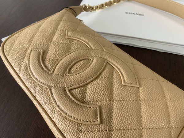 Handbag  Chanel 50920 size 25cmx14cmx5 cm 