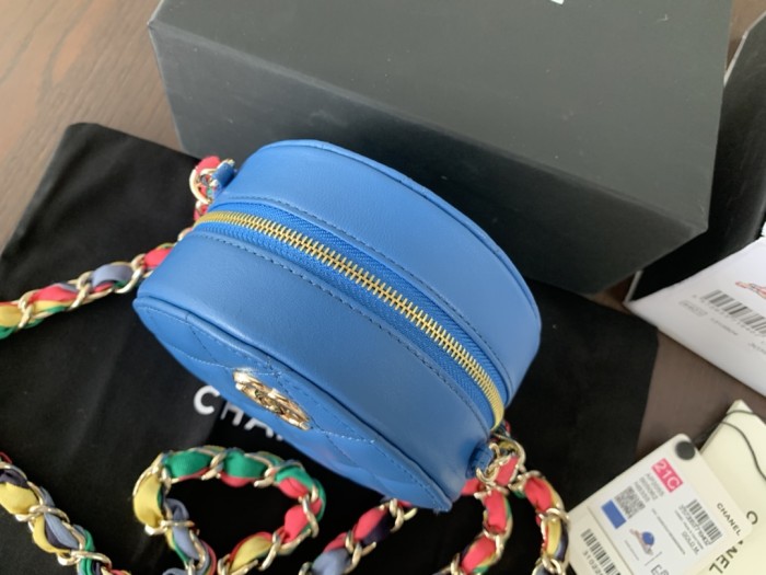  Handbag  Chanel 2055 size 12cmx12cmx4.5 cm