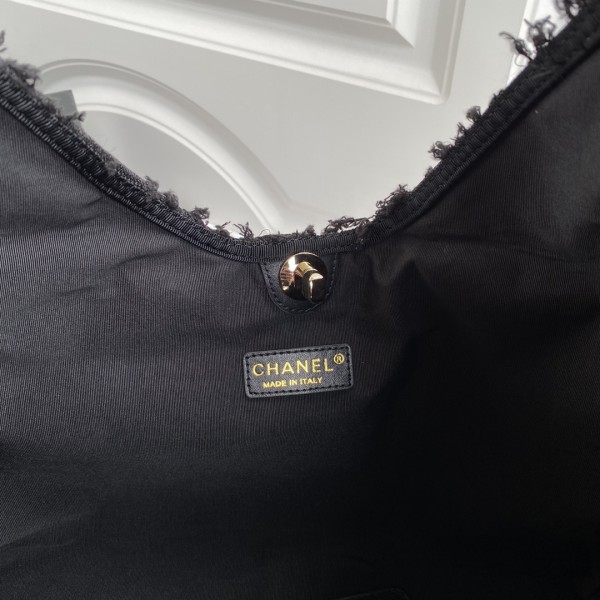  Handbag Chanel AS2292 size 45×34×20 cm