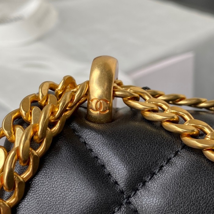  Handbag  Chanel AS1793 size  22 cm