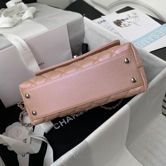  Handbag  Chanel 92990 size  23 cm