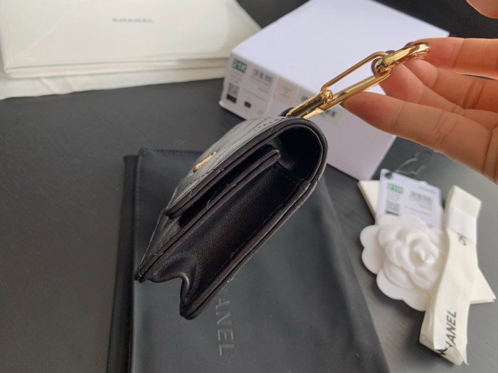   Handbag  Chanel AP2397 size  9cmx11cmx3.8 cm