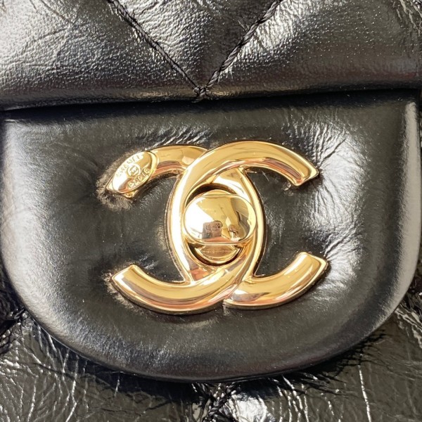 Handbag  Chanel  AS2892 size  20X15X6.5 cm 