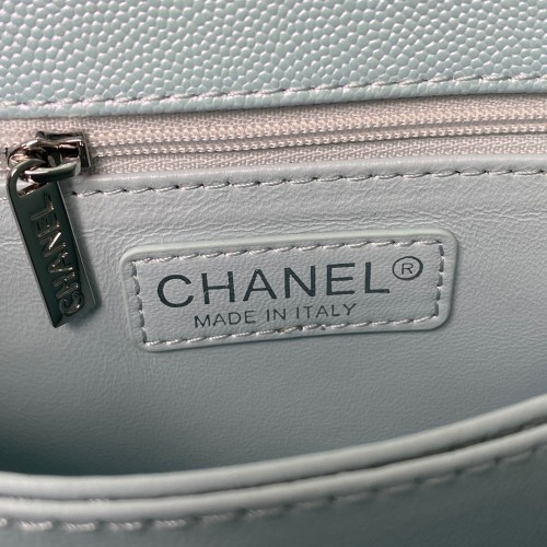  Handbag  Chanel  92990 size 23 cm