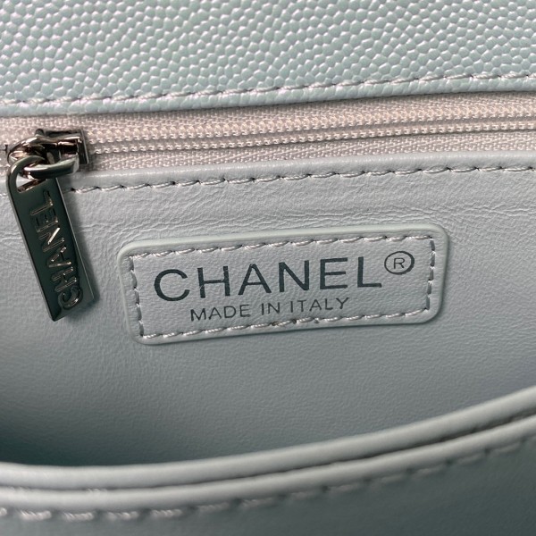  Handbag  Chanel  92990 size 23 cm