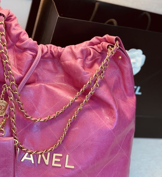 Handbag Chanel  size 43：40：10  Cm