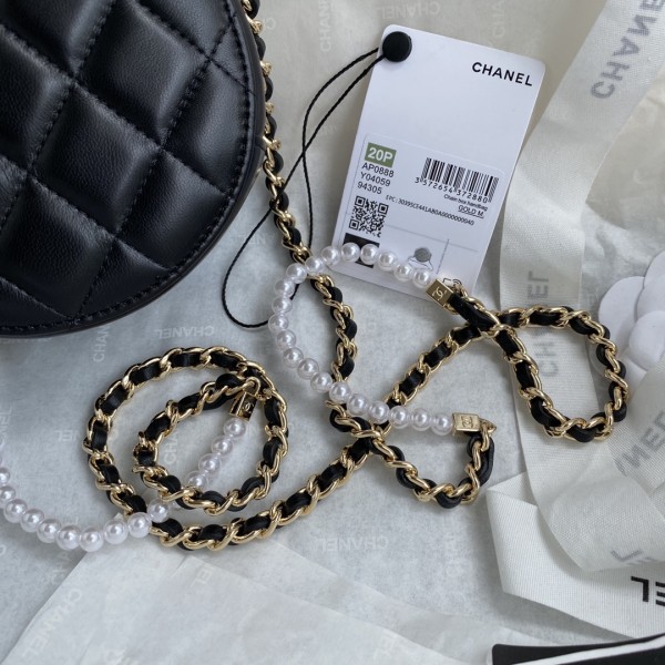 Handbag  Chanel AP0888  size  12x12x4.5 cm