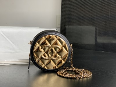  Handbag  Chanel  2388 size  12.5cmx5.8 cm