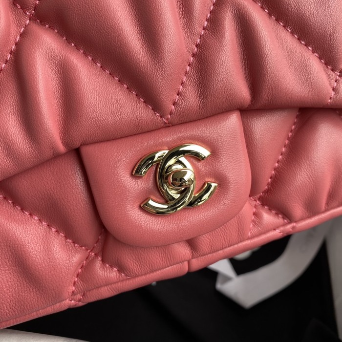  Handbag  Chanel AS2233 size 22 cm